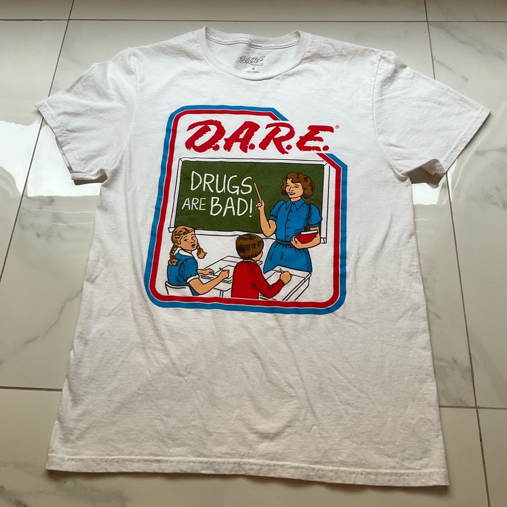 D.A.R.E tee size small.